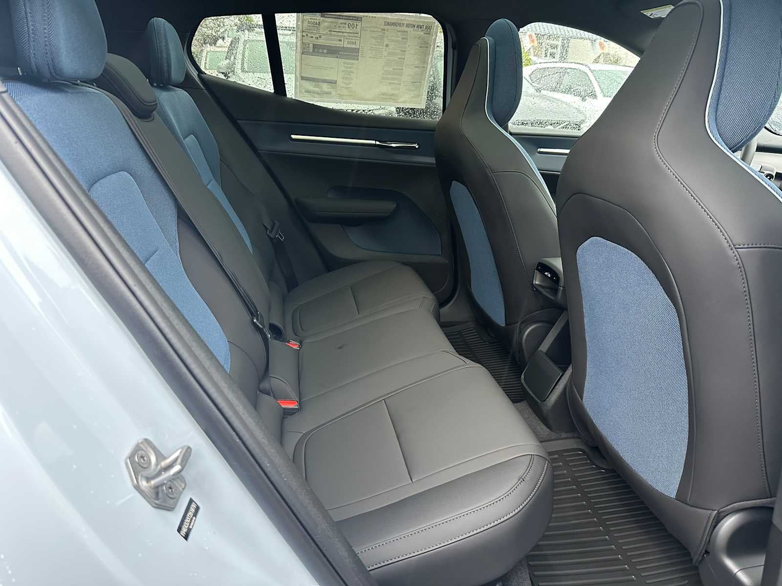 2026 Volvo EX30 Plus