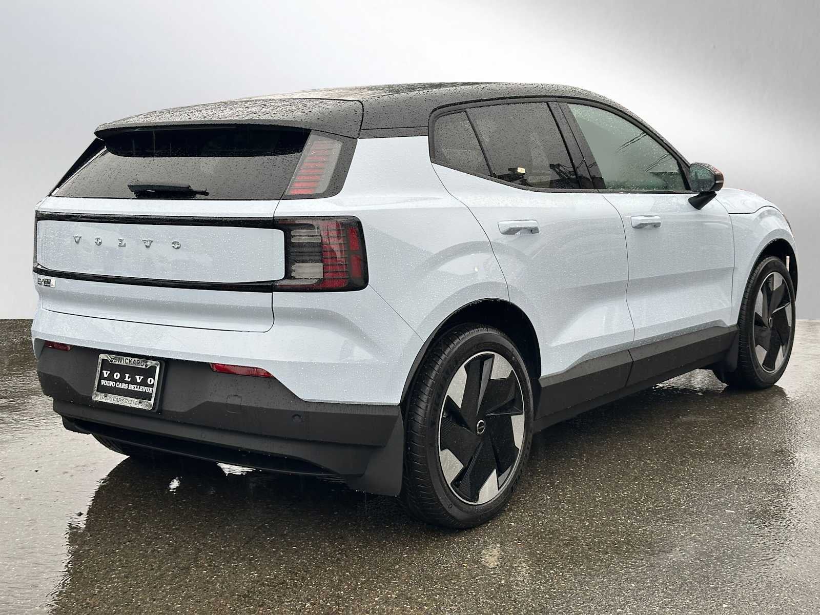 2026 Volvo EX30 Plus
