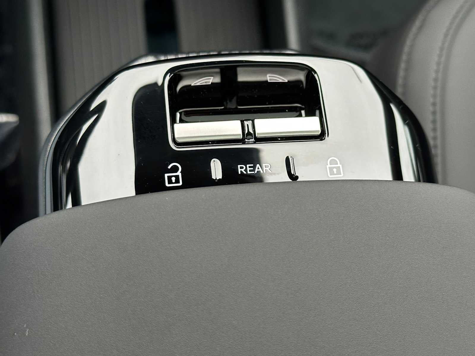 2026 Volvo EX30 Plus