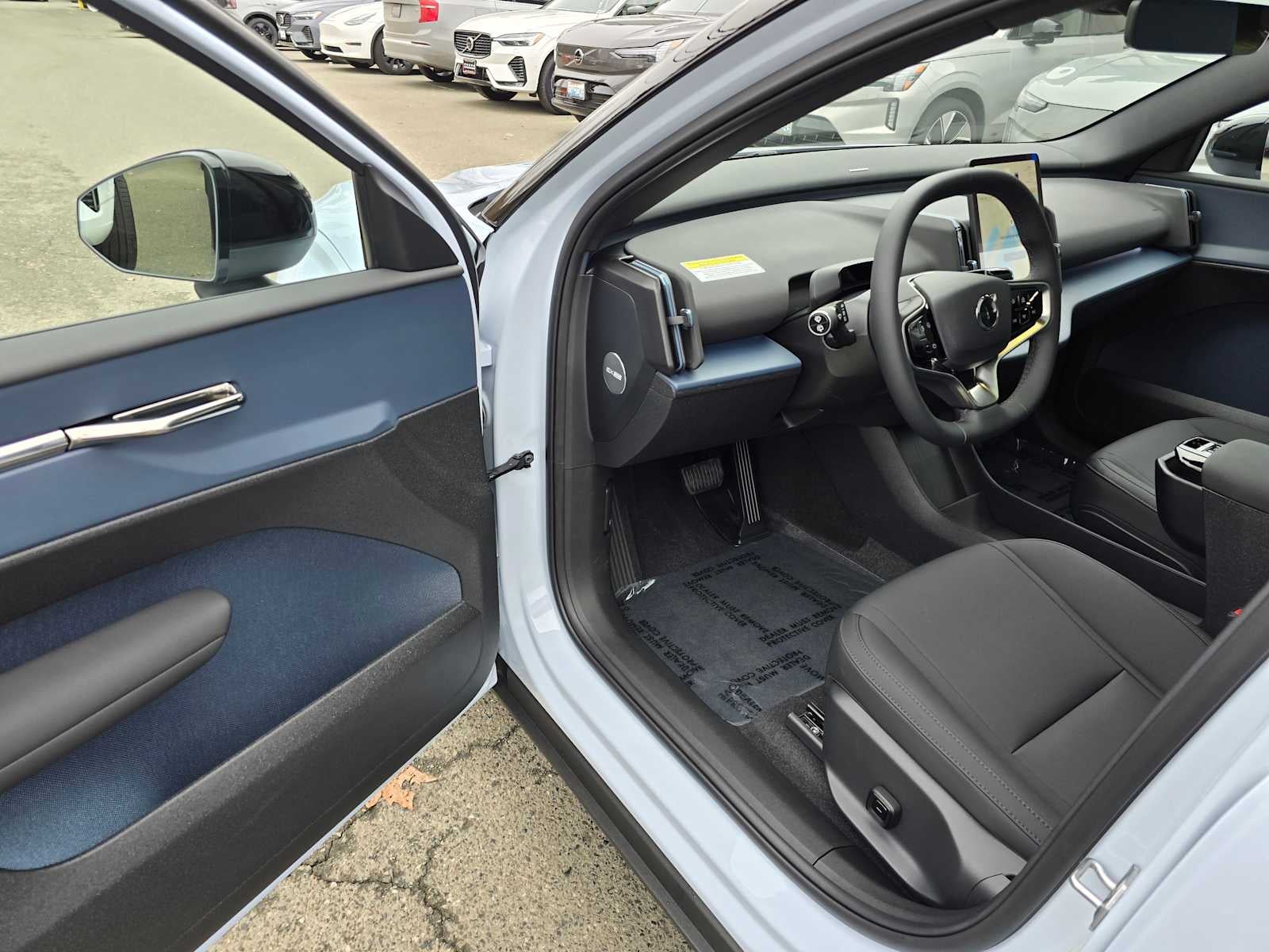 2026 Volvo EX30 Ultra