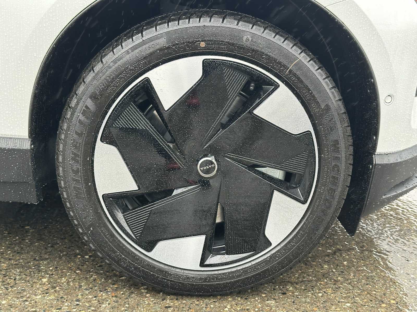 2026 Volvo EX30 Ultra