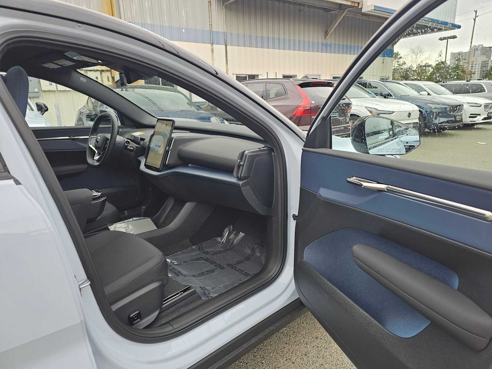 2026 Volvo EX30 Ultra