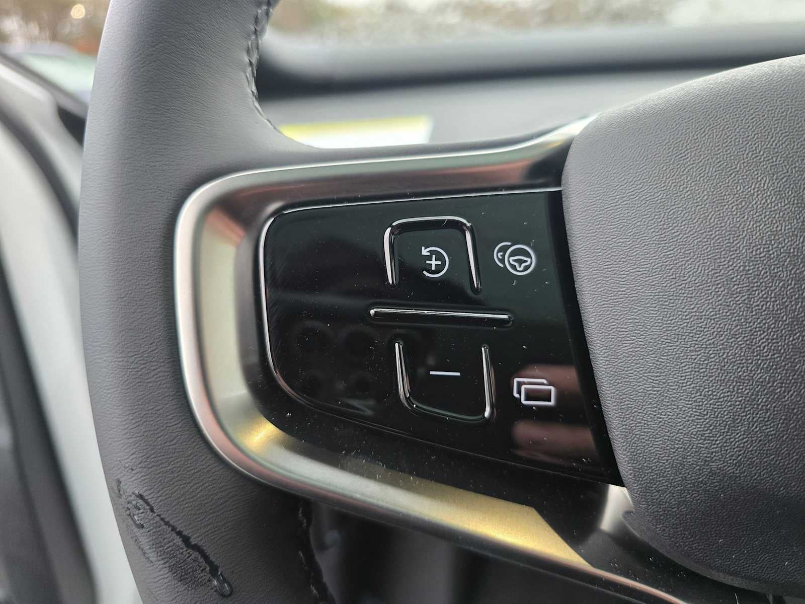 2026 Volvo EX30 Ultra