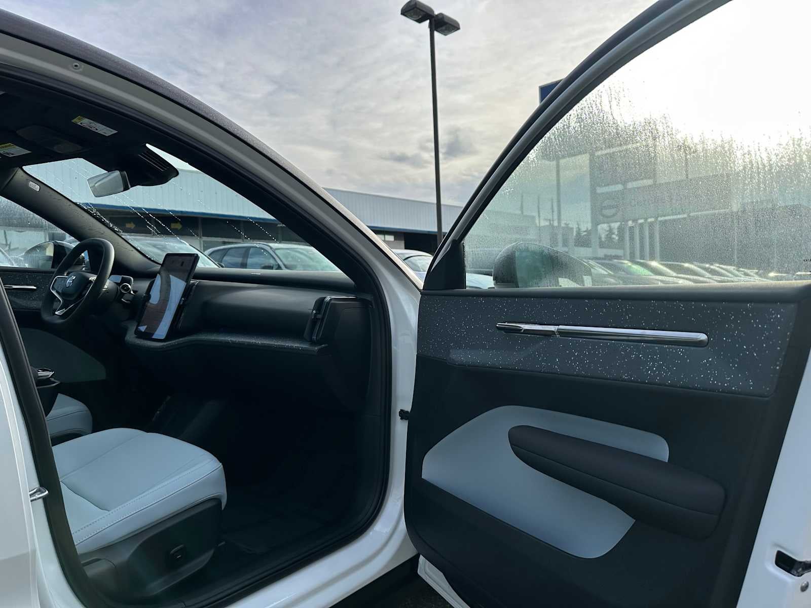 2025 Volvo EX30 Ultra