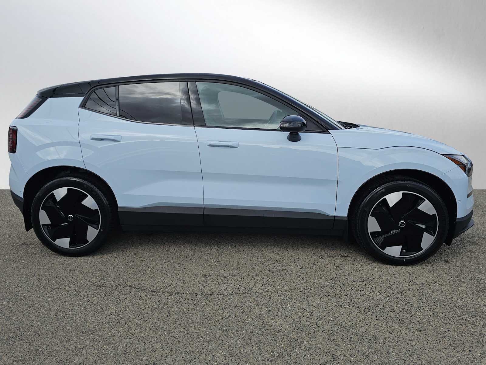2026 Volvo EX30 Ultra