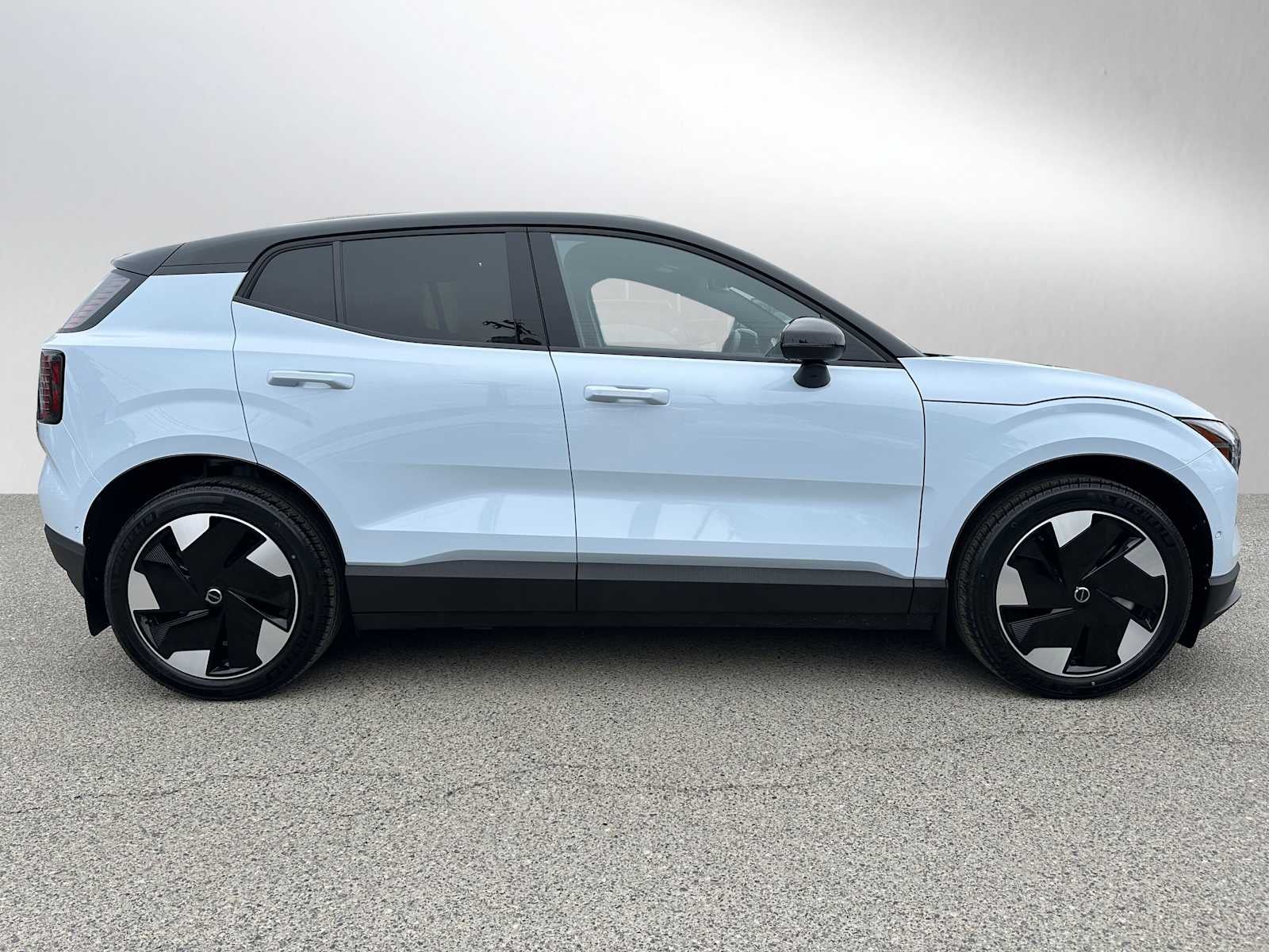 2026 Volvo EX30 Ultra