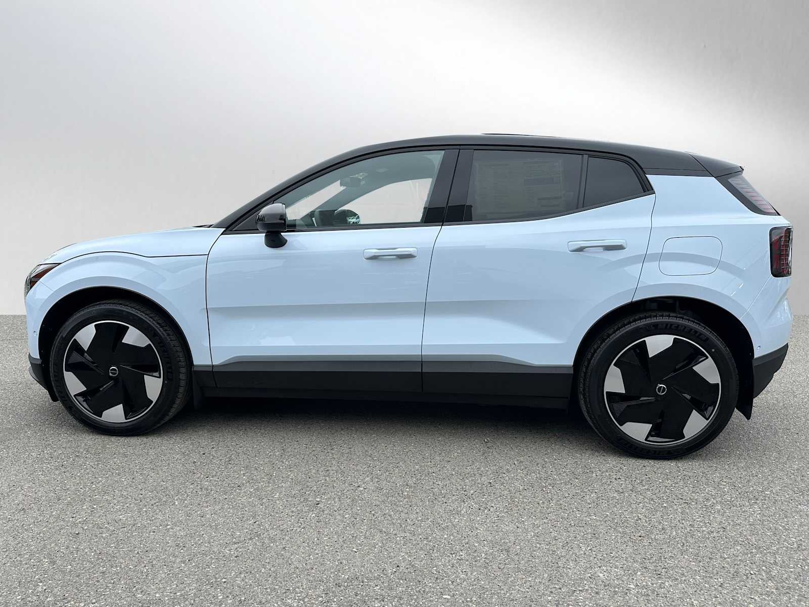 2026 Volvo EX30 Ultra