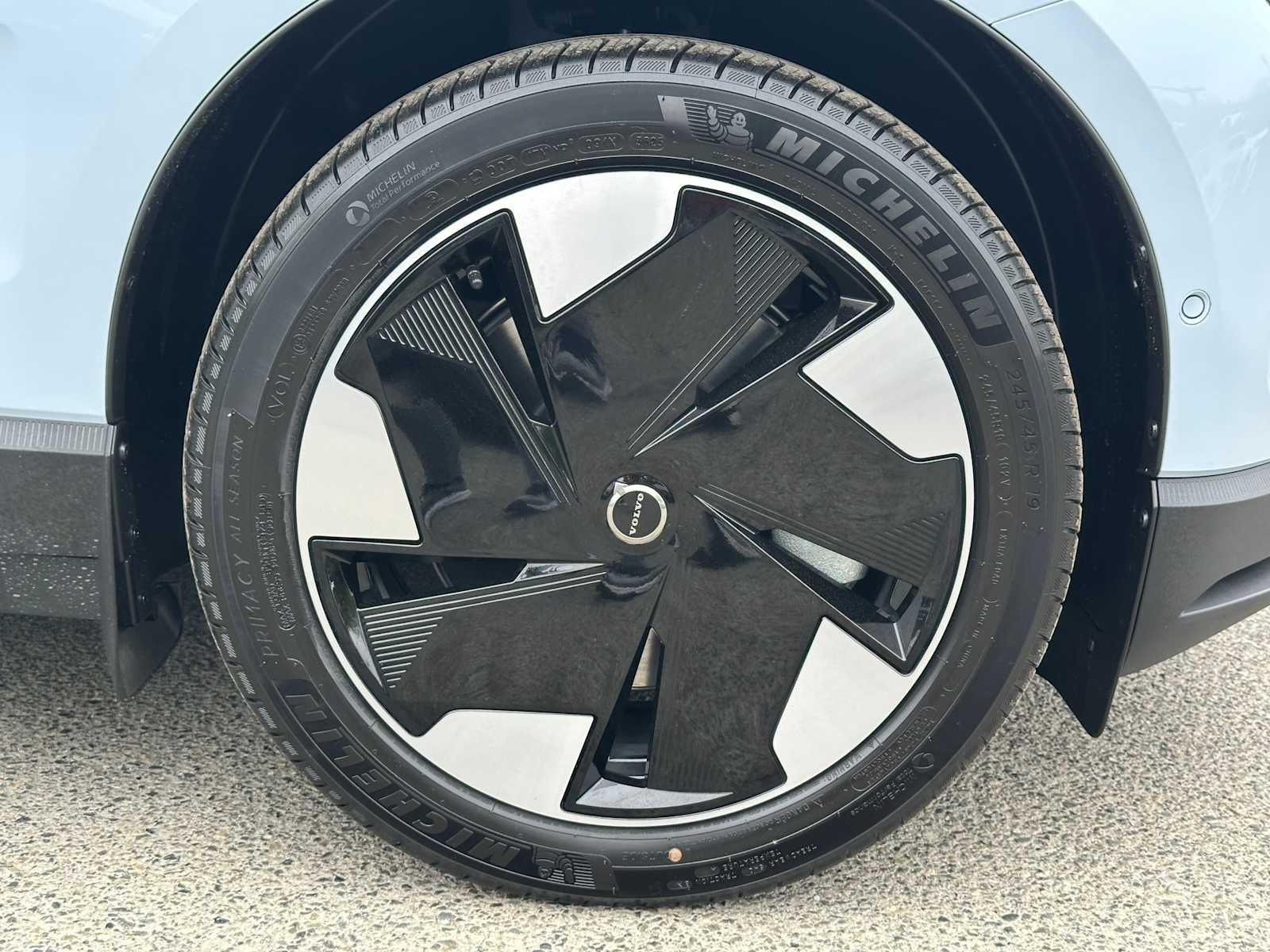 2026 Volvo EX30 Ultra