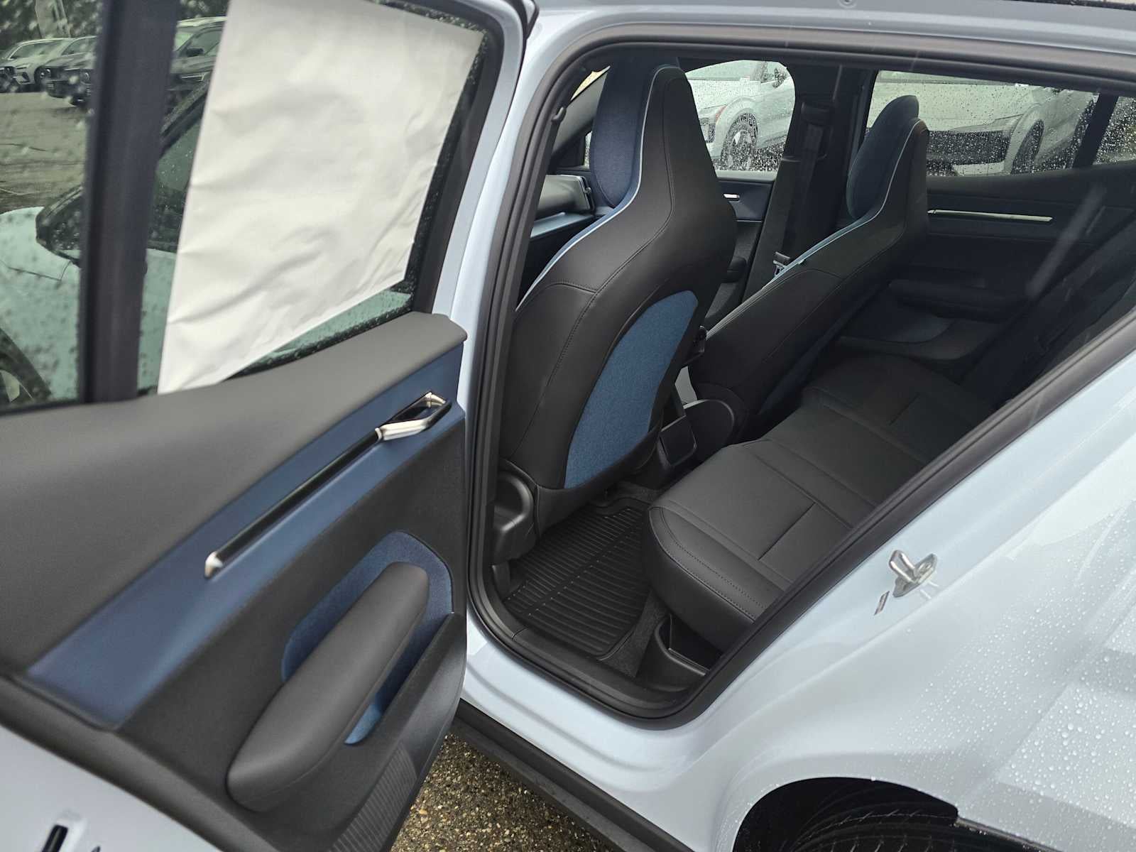 2026 Volvo EX30 Plus