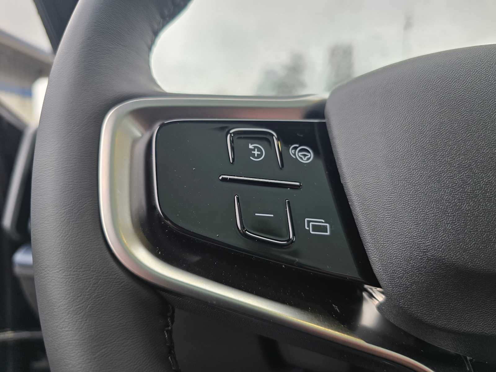 2026 Volvo EX30 Plus