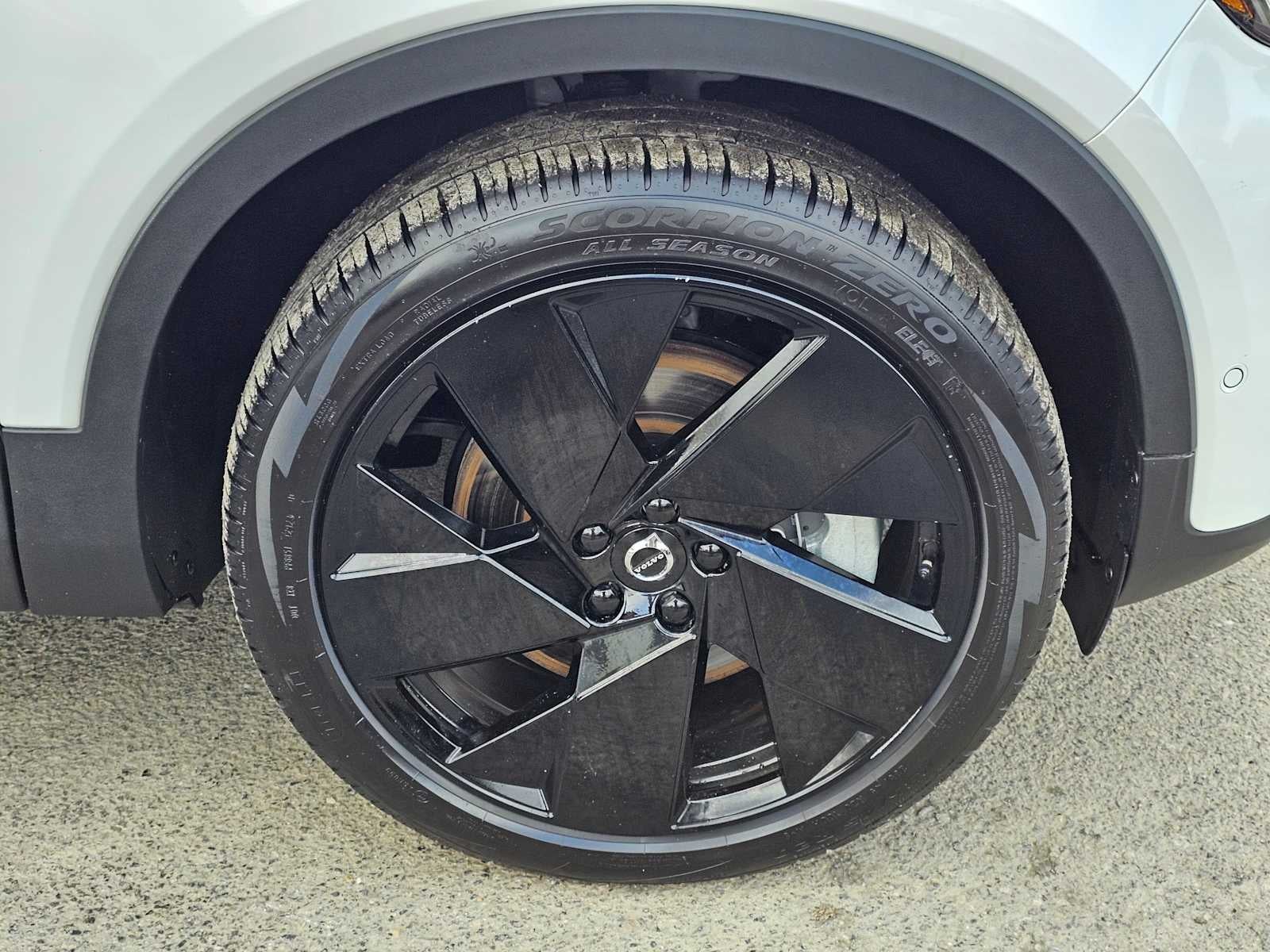 2024 Volvo XC40 Recharge Pure Electric Ultimate