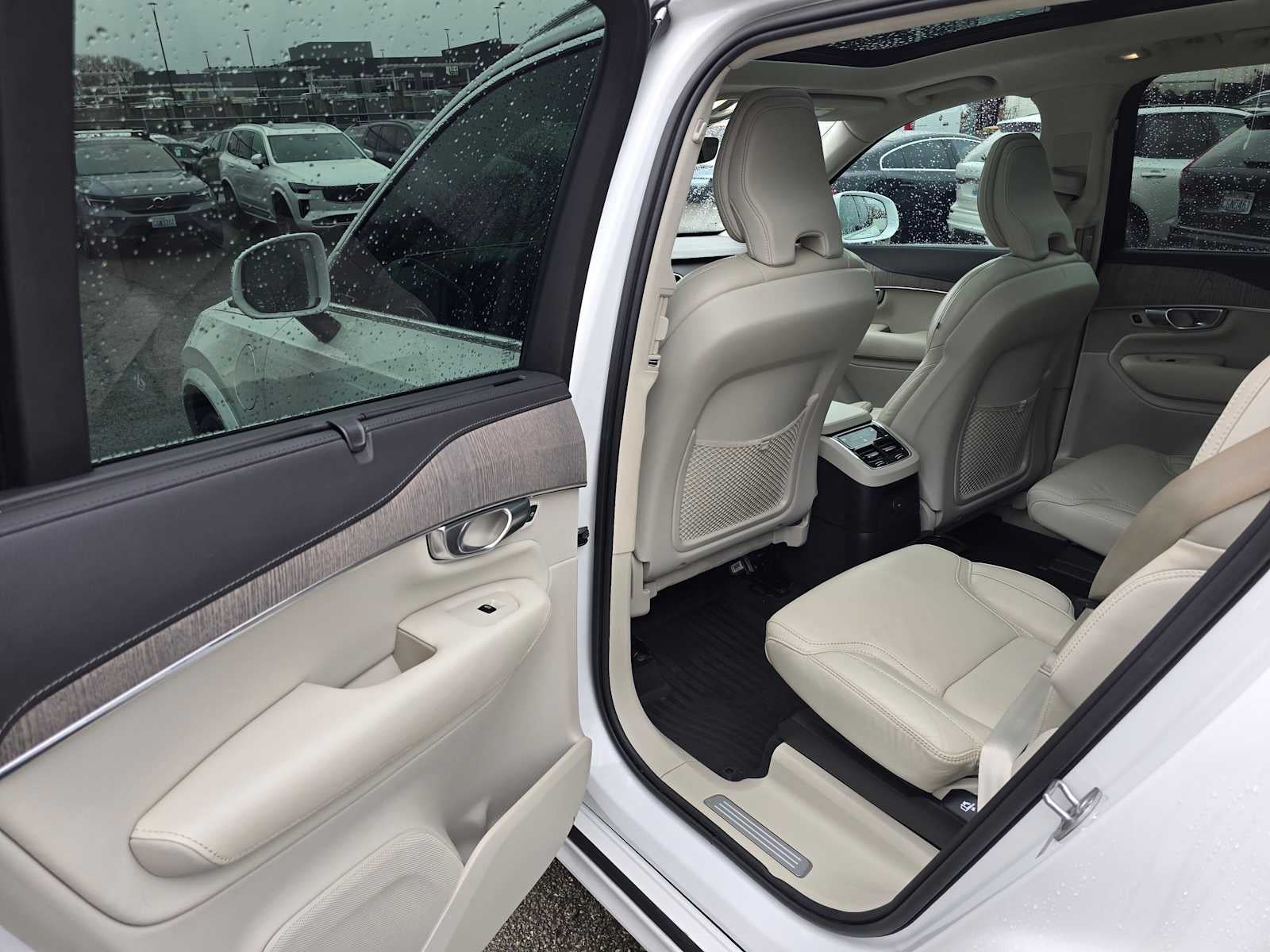 2023 Volvo XC90 Recharge Plug-In Hybrid Ultimate