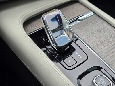 2023 Volvo XC90 Recharge Plug-In Hybrid Ultimate