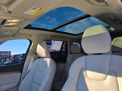 2023 Volvo XC90 Recharge Plug-In Hybrid Ultimate