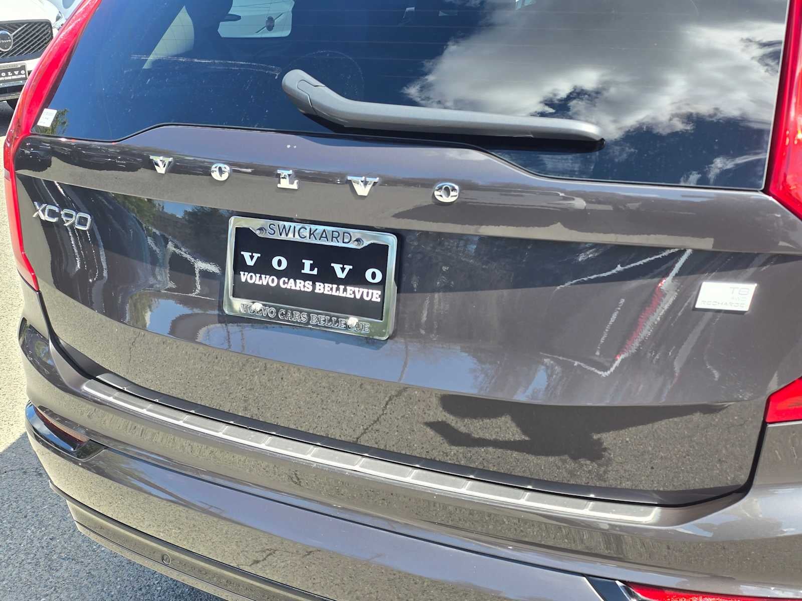 2023 Volvo XC90 Recharge Plug-In Hybrid Ultimate Dark Theme