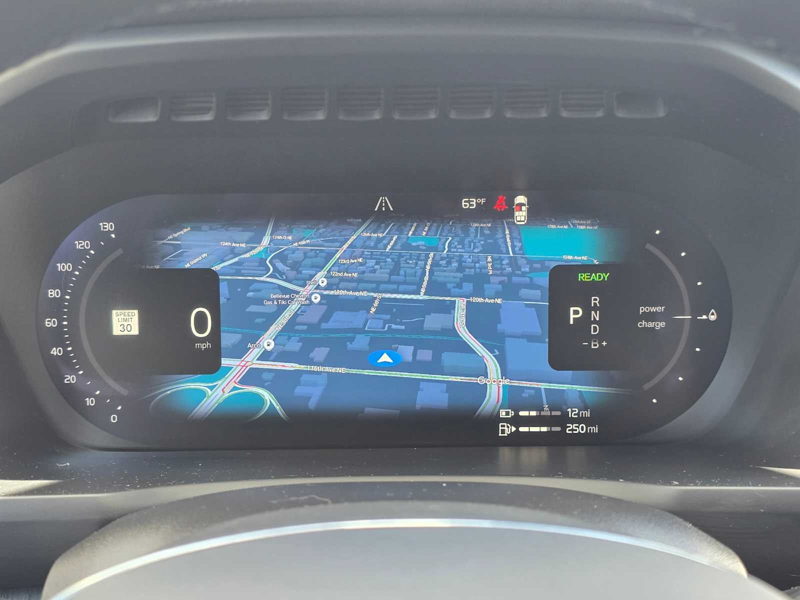 2023 Volvo XC90 Recharge Plug-In Hybrid Ultimate Dark Theme