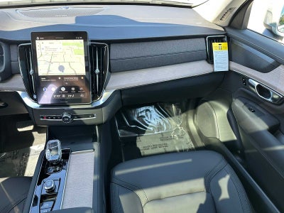 2026 Volvo XC90 Plug-In Hybrid Plus