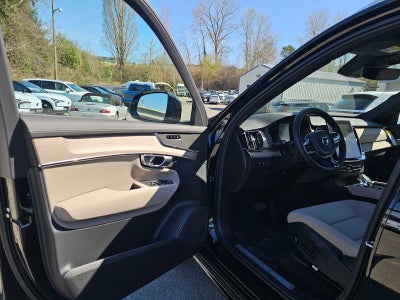 2026 Volvo XC90 Plug-In Hybrid Plus