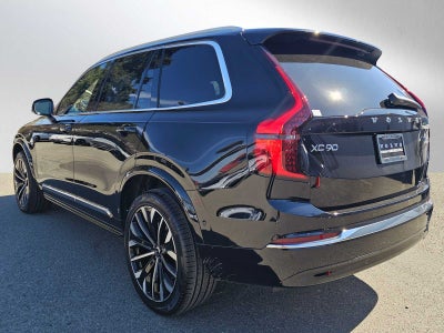 2026 Volvo XC90 Plug-In Hybrid Plus