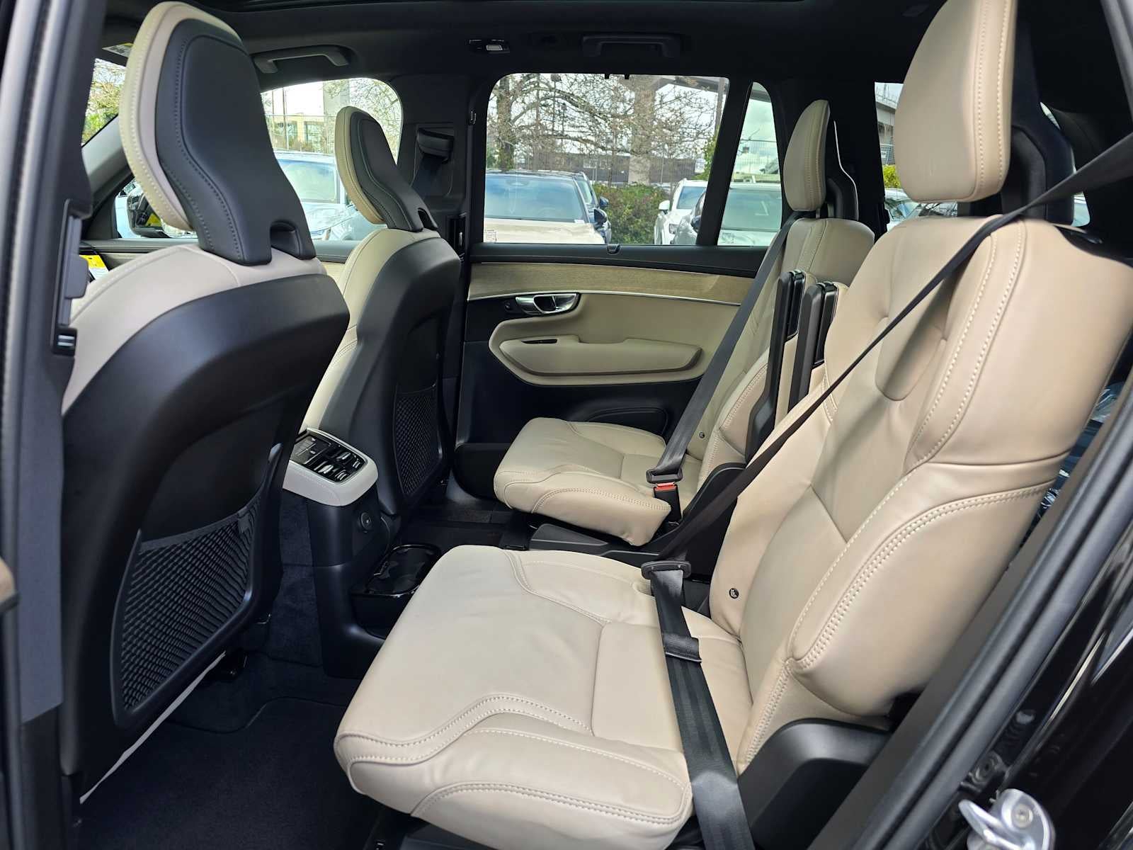 2026 Volvo XC90 Plug-In Hybrid Ultra