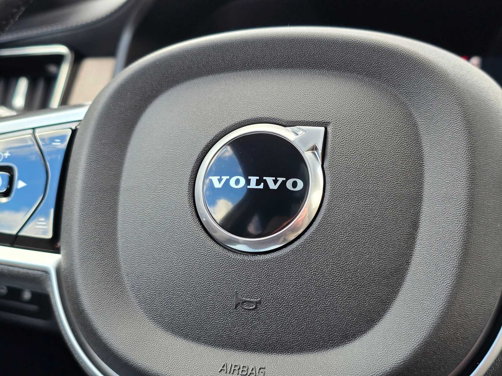 2026 Volvo XC90 Plug-In Hybrid Ultra