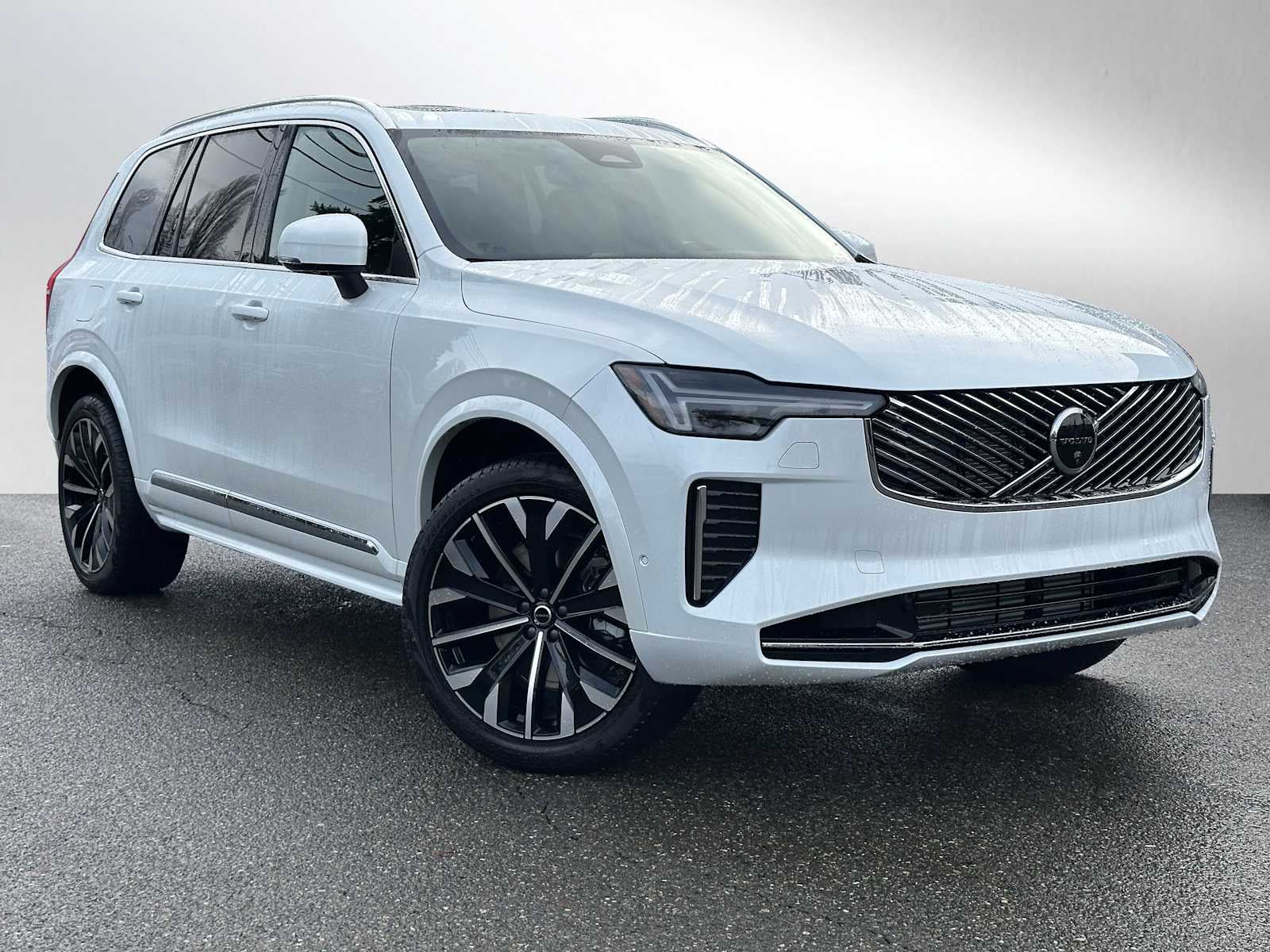 2026 Volvo XC90 Plug-In Hybrid Ultra