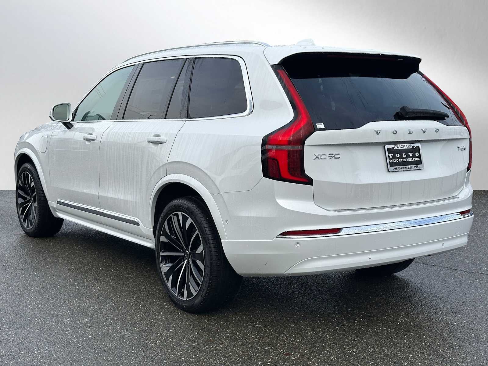 2026 Volvo XC90 Plug-In Hybrid Ultra