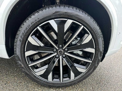 2026 Volvo XC90 Plug-In Hybrid Ultra