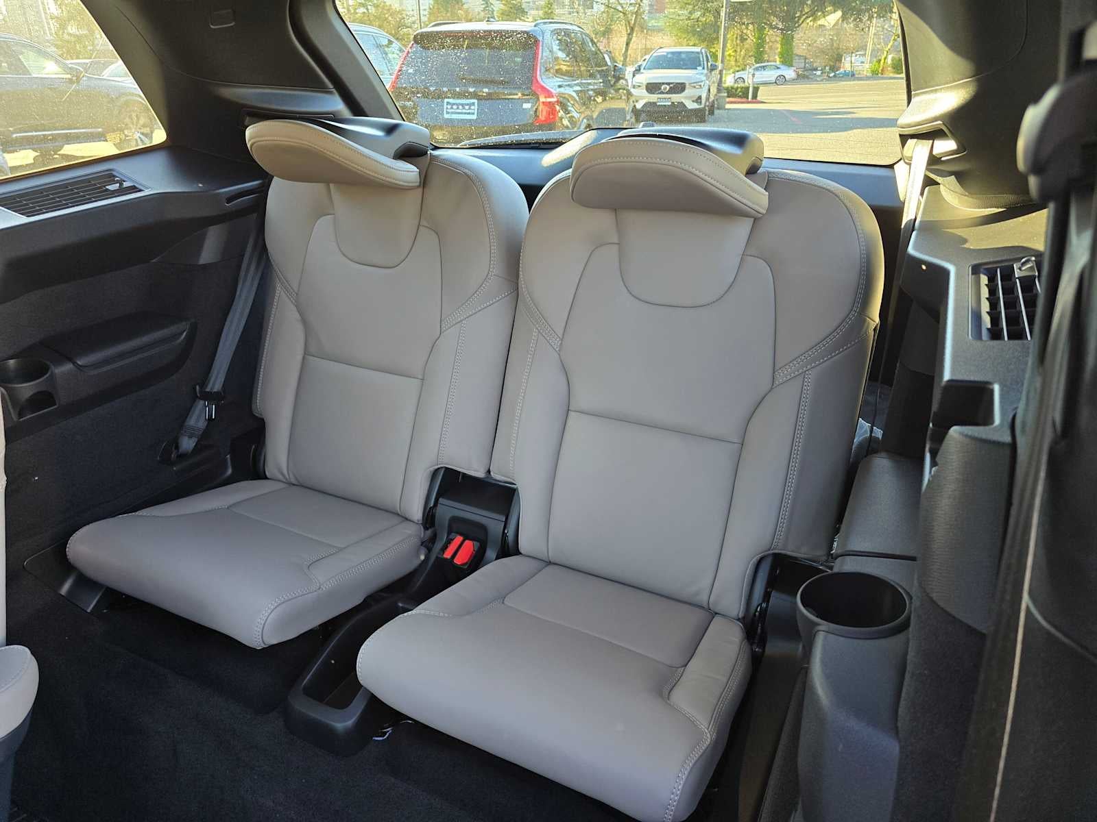 2026 Volvo XC90 Plug-In Hybrid Ultra