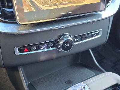 2026 Volvo XC90 Plug-In Hybrid Ultra