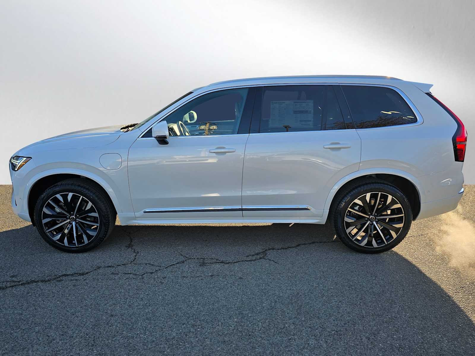 2026 Volvo XC90 Plug-In Hybrid Ultra