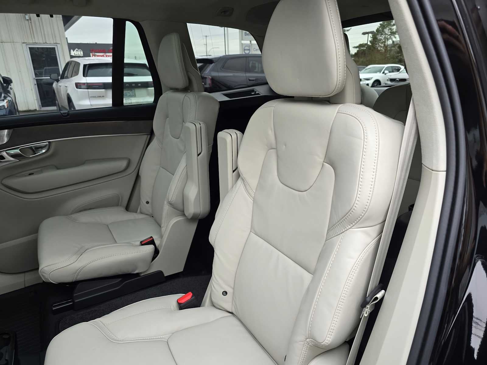 2026 Volvo XC90 Plug-In Hybrid Ultra