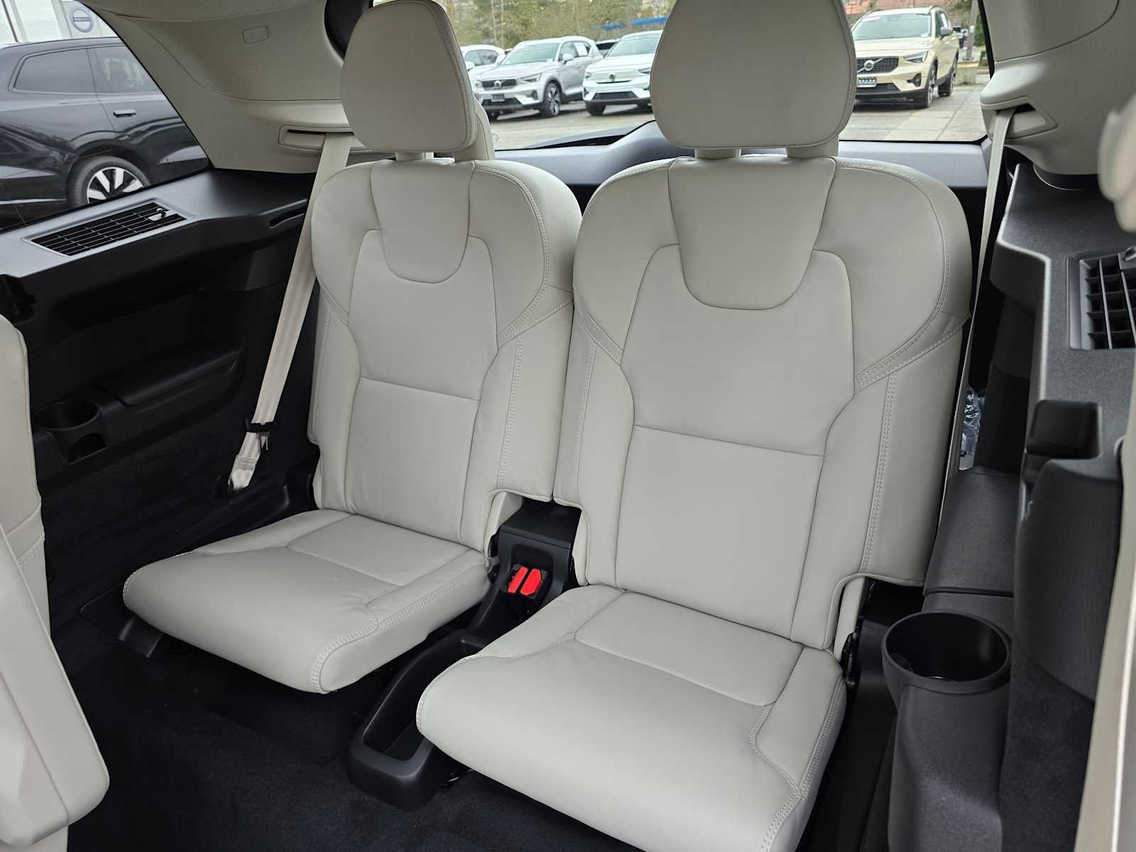 2026 Volvo XC90 Plug-In Hybrid Ultra