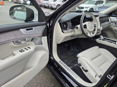 2026 Volvo XC90 Plug-In Hybrid Ultra