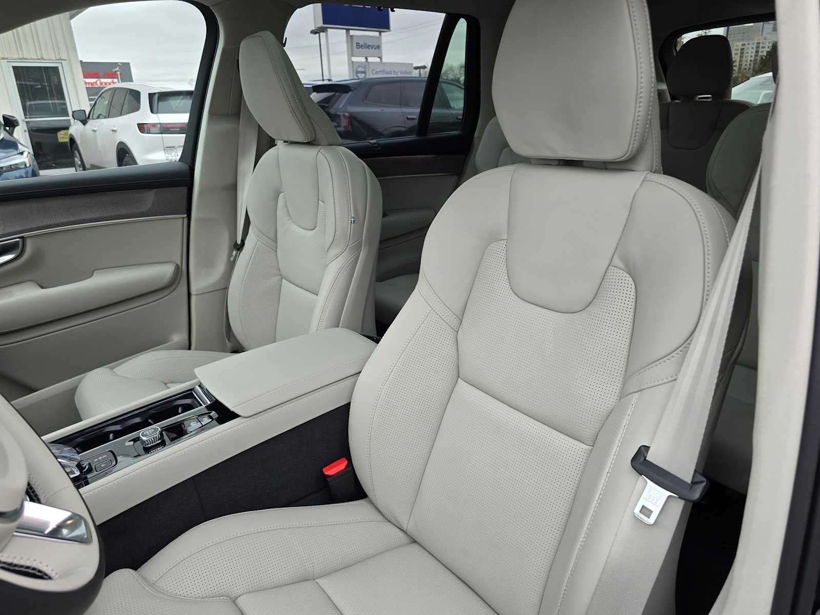 2026 Volvo XC90 Plug-In Hybrid Ultra