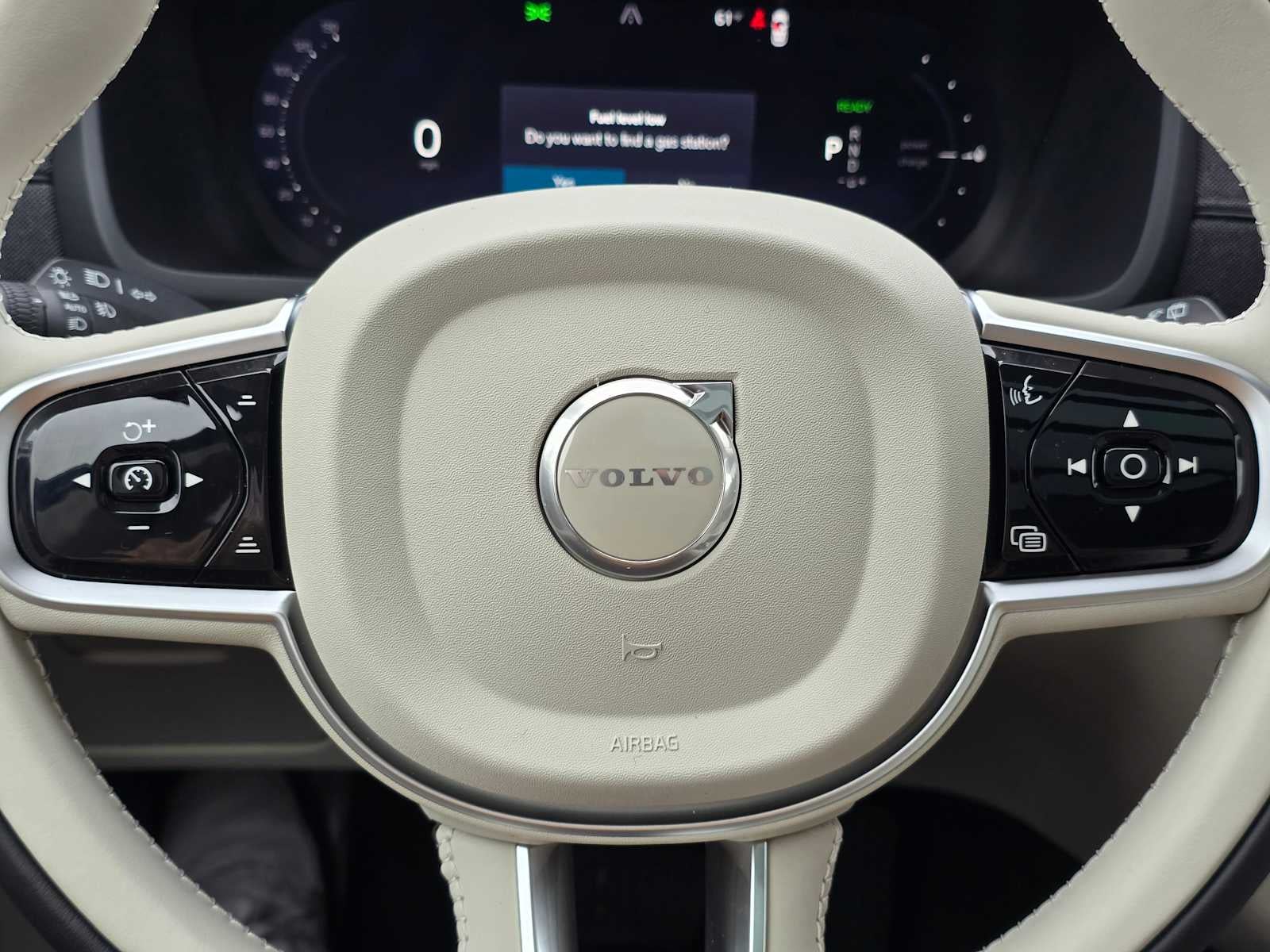 2026 Volvo XC90 Plug-In Hybrid Ultra
