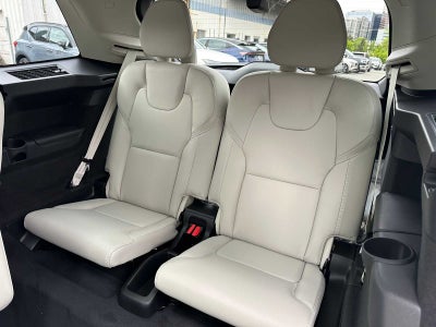 2026 Volvo XC90 Plug-In Hybrid Ultra