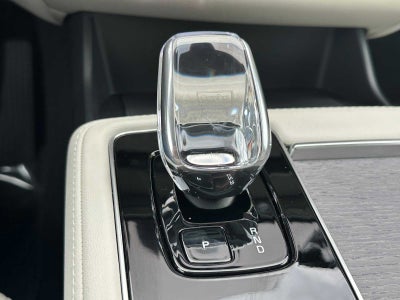 2026 Volvo XC90 Plug-In Hybrid Ultra