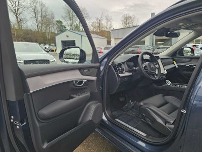 2026 Volvo XC90 Plug-In Hybrid Ultra Dark Theme