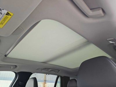 2026 Volvo XC90 Plug-In Hybrid Ultra Dark Theme