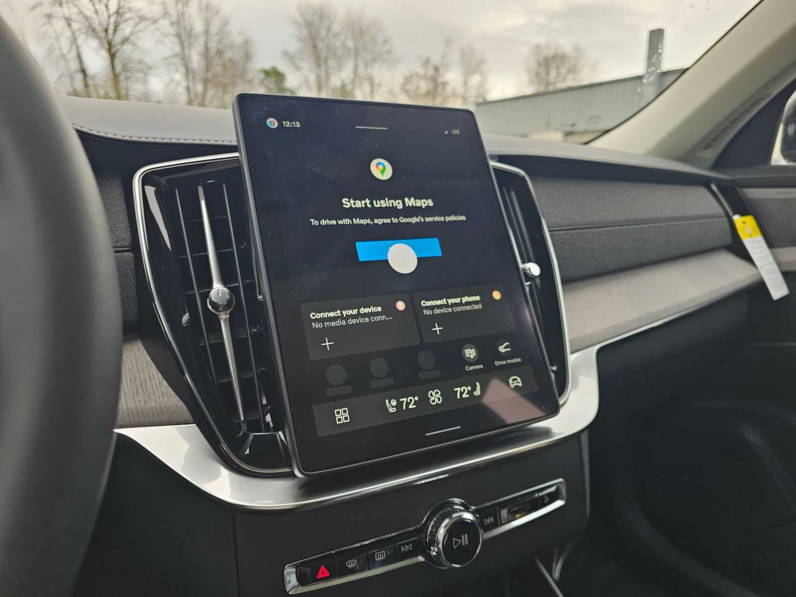 2026 Volvo XC90 Plug-In Hybrid Ultra Dark Theme
