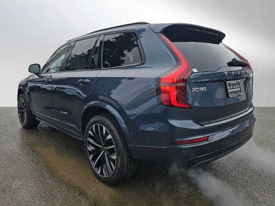 2026 Volvo XC90 Plug-In Hybrid Ultra Dark Theme