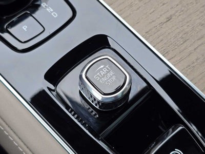 2026 Volvo XC90 Plug-In Hybrid Plus