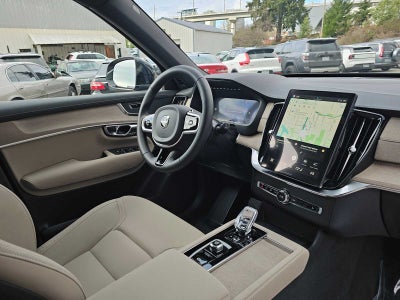 2026 Volvo XC90 Plug-In Hybrid Plus