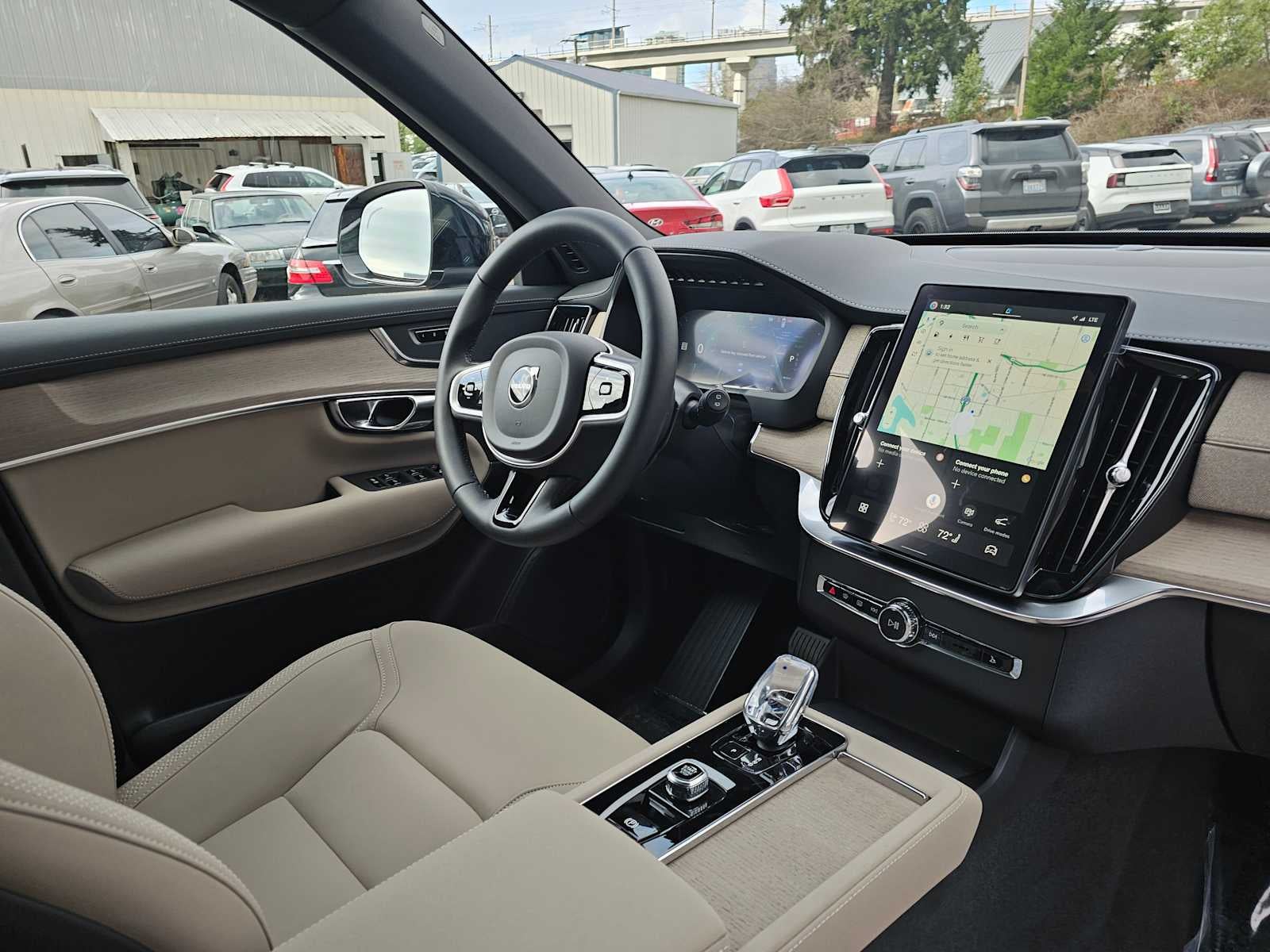 2026 Volvo XC90 Plug-In Hybrid Plus