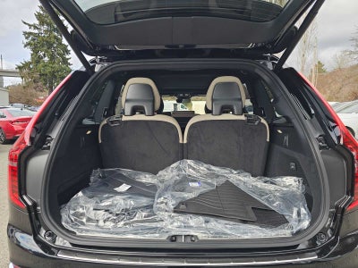 2026 Volvo XC90 Plug-In Hybrid Plus