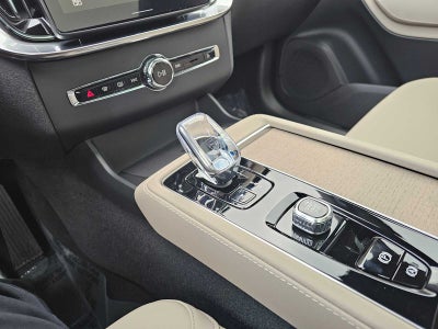 2026 Volvo XC90 Plug-In Hybrid Plus