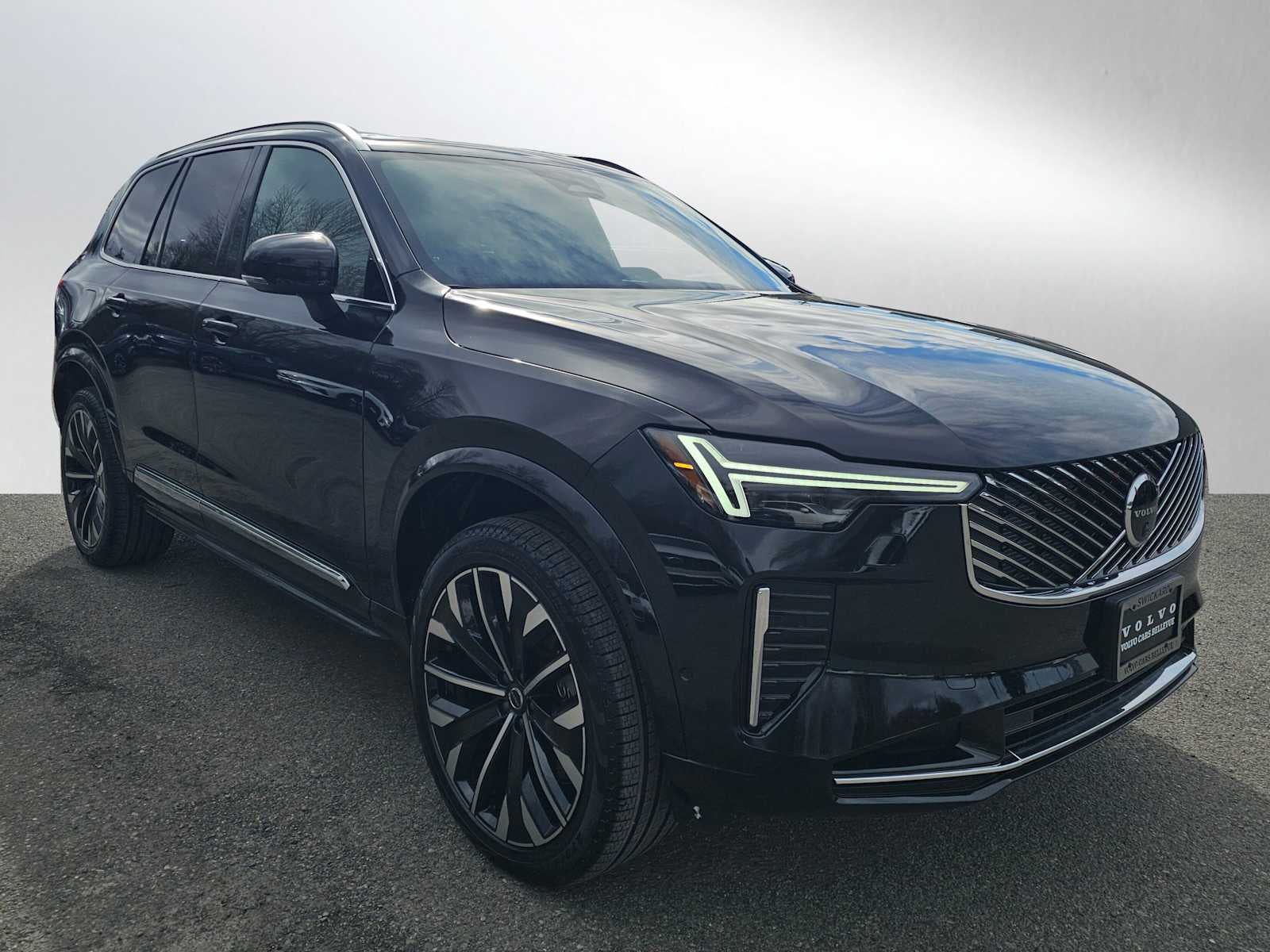 2026 Volvo XC90 Plug-In Hybrid Plus