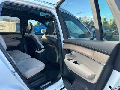 2026 Volvo XC90 Plug-In Hybrid Plus