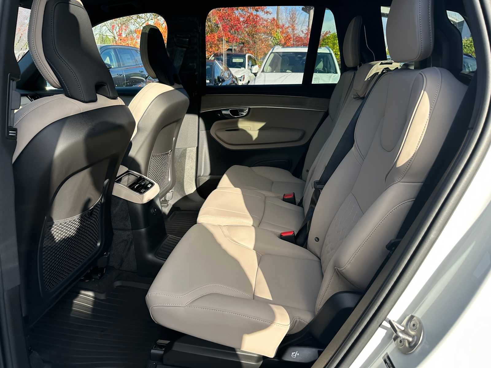 2026 Volvo XC90 Plug-In Hybrid Plus